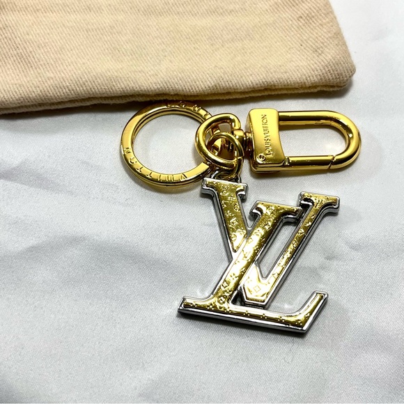 Louis Vuitton Nanogram Bag Charm & Keyring - Picture 8 of 8